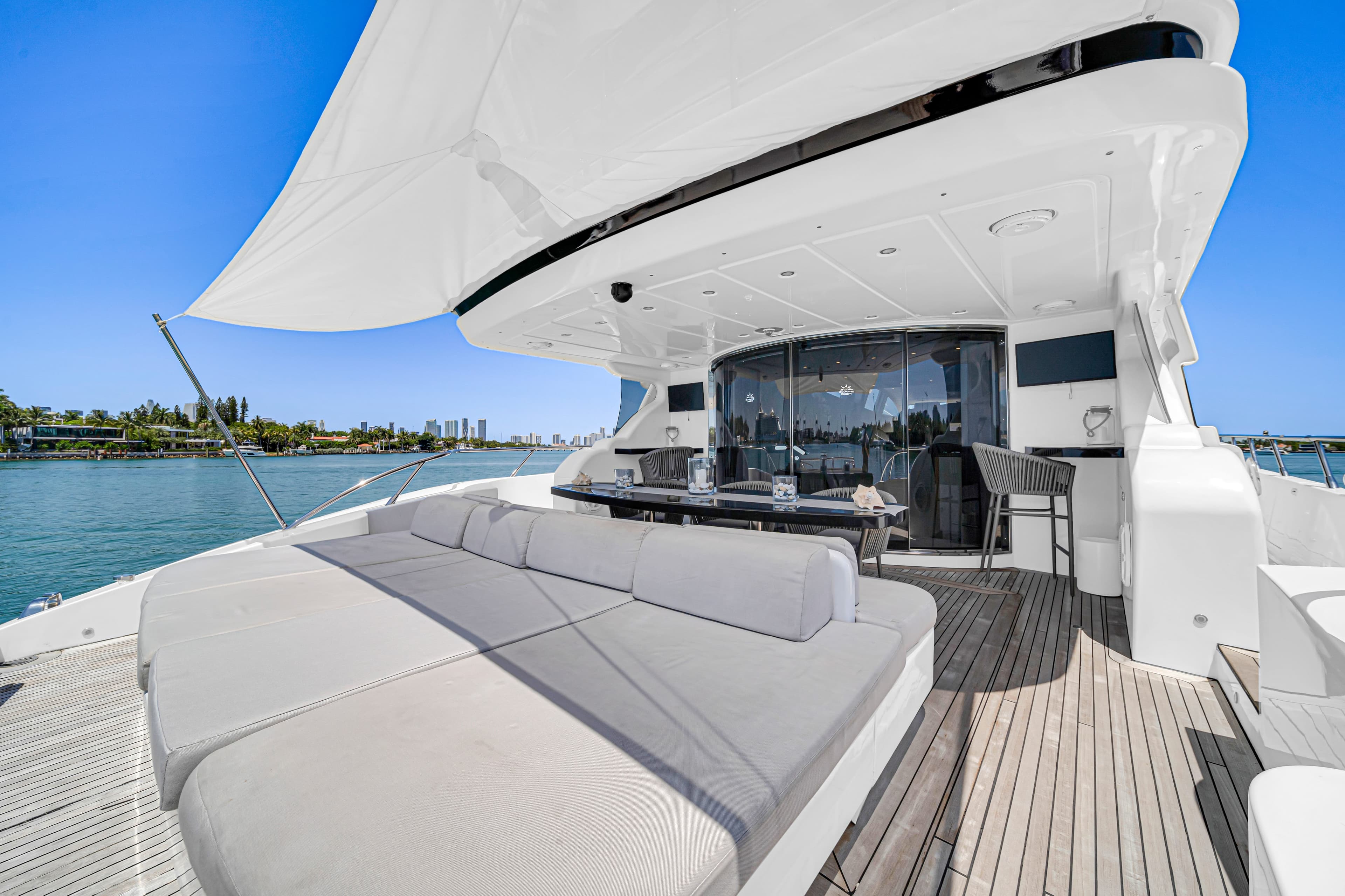 105 ft Leopard Superyacht carpediem II - Media 3