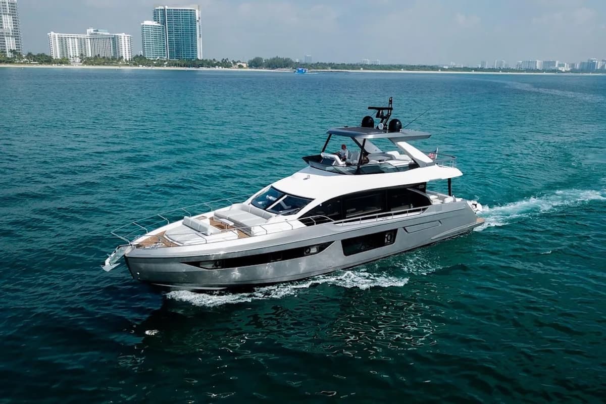 70 ft Azimut Fly "spysea" - Media 3