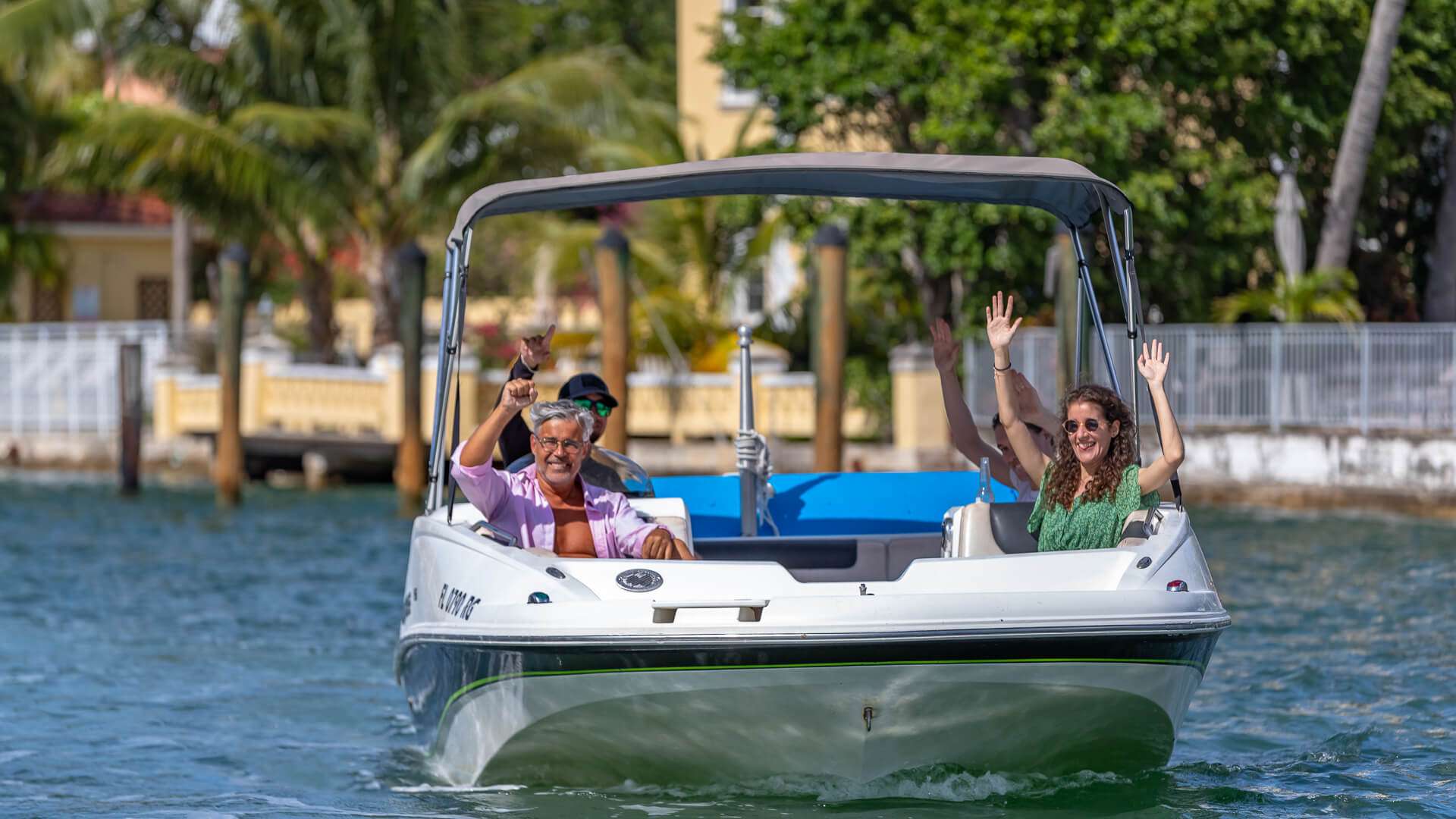 Fun boat rental with Fort Lauderdale Boat Rentals Fort Lauderdale, FL.